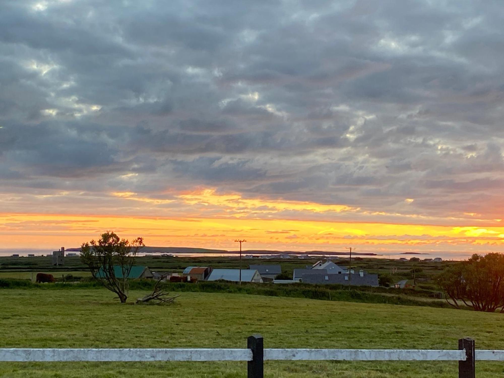 Quilty Clonmore Lodge B&B المظهر الخارجي الصورة